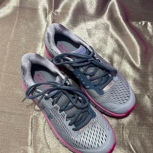 Under Armour HOVR sneaker